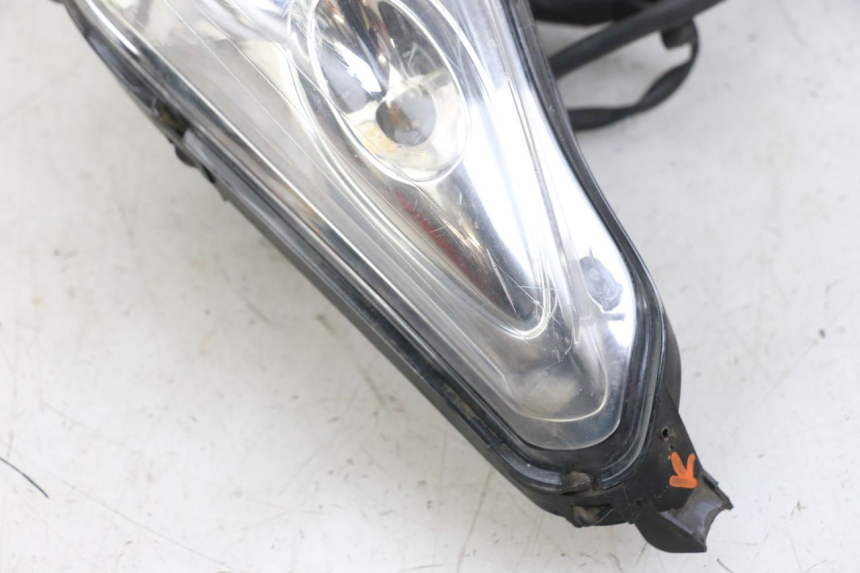 photo de FANALE ANTERIORE YAMAHA XMAX X-MAX 125 (2006 - 2009)