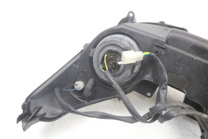 photo de FANALE ANTERIORE YAMAHA XMAX X-MAX 125 (2006 - 2009)