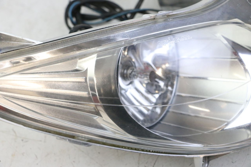 photo de FANALE ANTERIORE YAMAHA YP MAJESTY 125 (2007 - 2010)