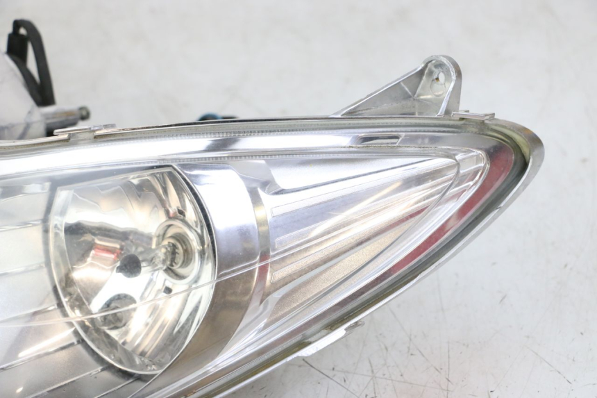 photo de FANALE ANTERIORE YAMAHA YP MAJESTY 125 (2007 - 2010)