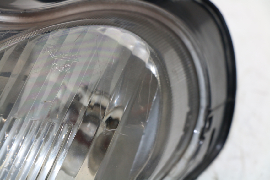 photo de FANALE ANTERIORE YAMAHA YP MAJESTY 125 (2002 - 2006)