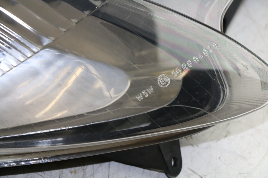 photo de FANALE ANTERIORE YAMAHA YP MAJESTY 125 (2002 - 2006)