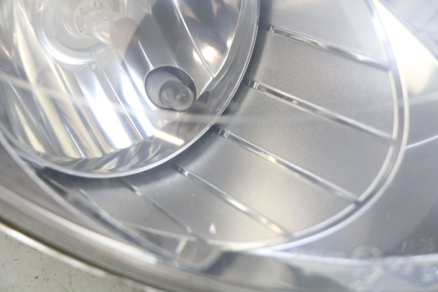 photo de FANALE ANTERIORE YAMAHA YP MAJESTY 125 (2007 - 2010)