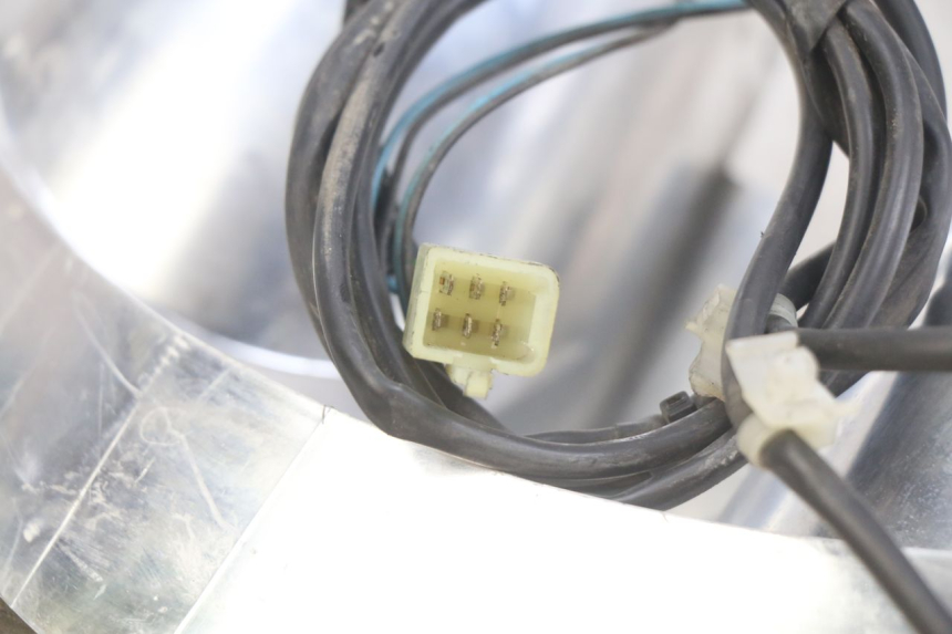 photo de FANALE ANTERIORE YAMAHA YP MAJESTY 125 (2007 - 2010)