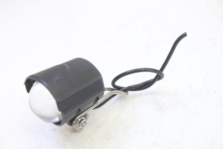 photo de FARO ANTERIORE MOOVWAY Z8 1