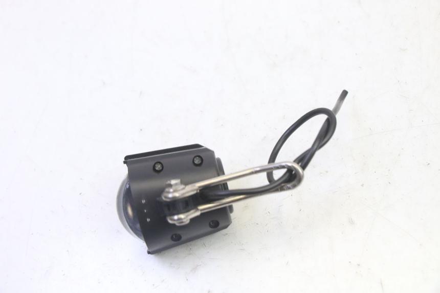 photo de FARO ANTERIORE MOOVWAY Z8 1