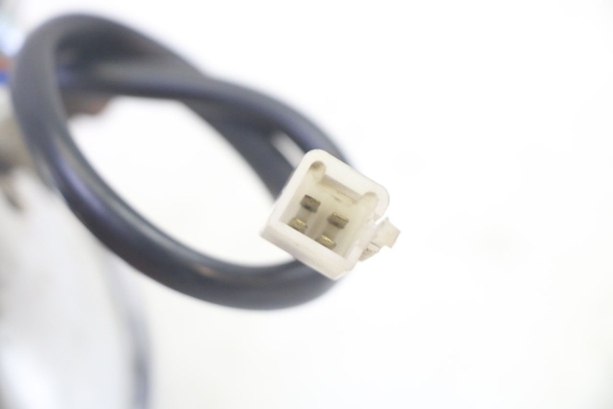 photo de FARO ANTERIORE KYMCO ZING 125 (1997 - 2003) - Dettagli dei punti di fissaggio