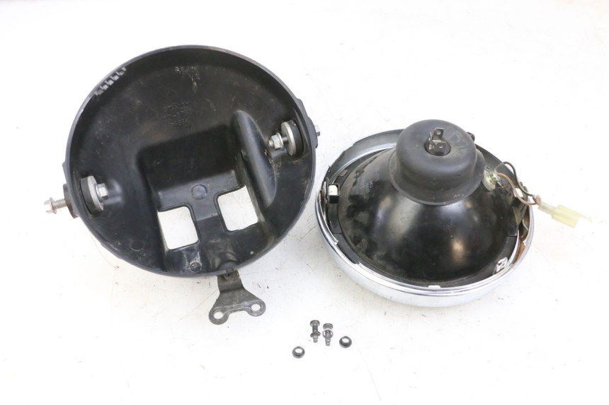 photo de FARO ANTERIORE KAWASAKI ZR 7 750 (1999 - 2001) - Dettaglio del componente