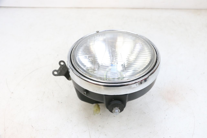 photo de FARO ANTERIORE KAWASAKI ZR 7 750 (1999 - 2001) - Zoom sullo stato d'uso