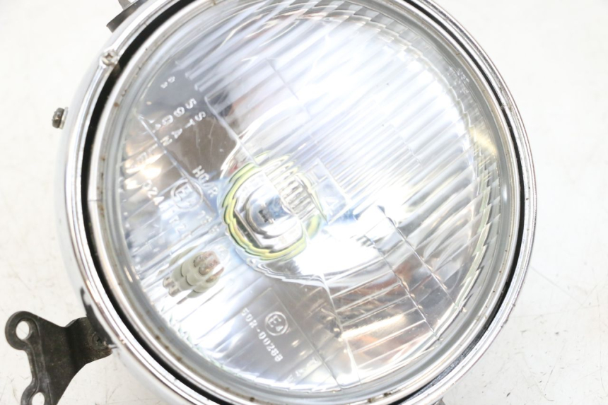 photo de FARO ANTERIORE KAWASAKI ZR 7 750 (1999 - 2001) - Dettagli dei punti di fissaggio