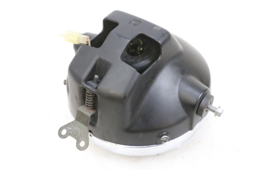 photo de FARO ANTERIORE KAWASAKI ZR 7 750 (1999 - 2001) - Stato della superficie e materiale