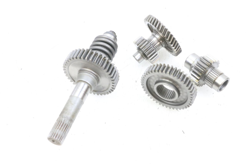 photo de INGRANAGGIO TRASMISSIONE SUZUKI BURGMAN 650 (2013 - 2020) - Altra angolazione