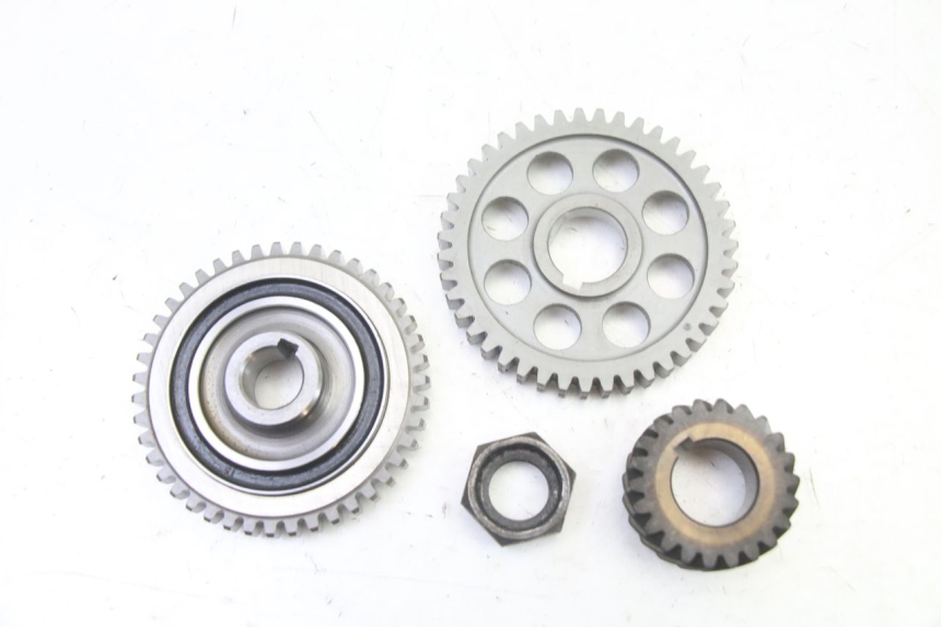 photo de INGRANAGGIO TRASMISSIONE YAMAHA TDR DELTABOX 125 (1993 - 2003)