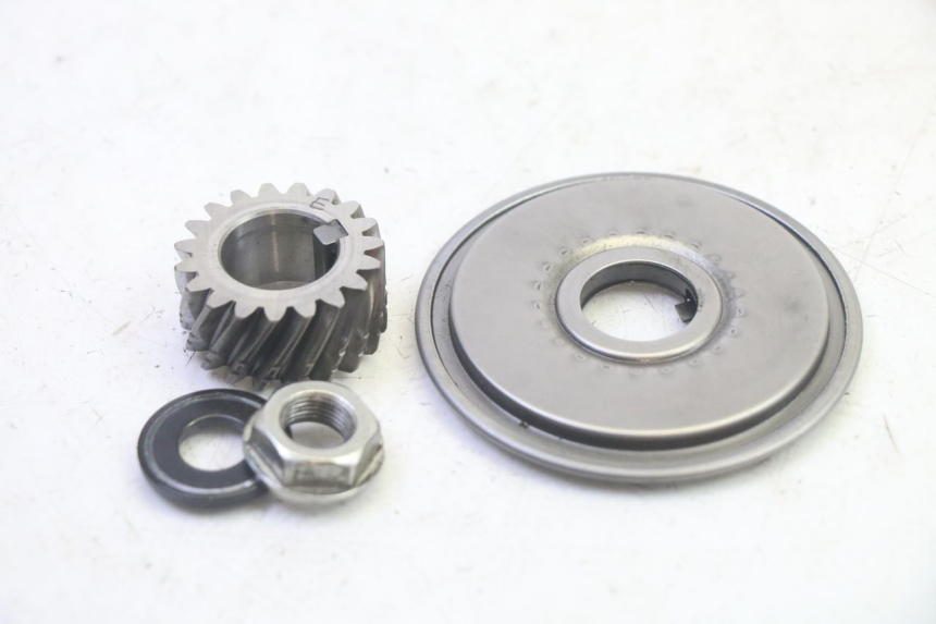 photo de INGRANAGGIO TRASMISSIONE YAMAHA TTR 125 (2000 - 2020) - Dettaglio del componente