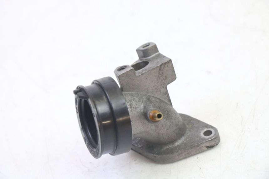 photo de COLLETTORE DI ASPIRAZIONE SUZUKI BURGMAN 125 (2007 - 2014)