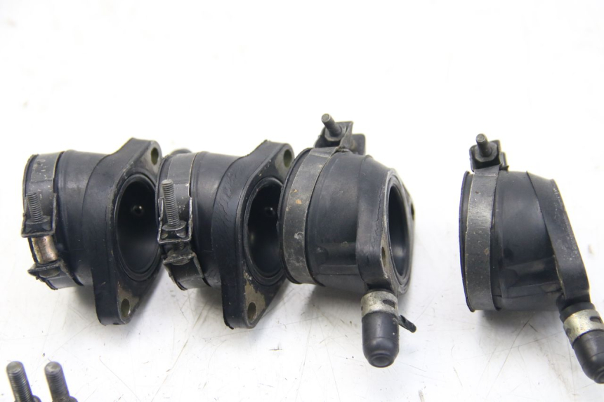 photo de COLLETTORE DI ASPIRAZIONE YAMAHA FZS FAZER 600 (2001 - 2003)