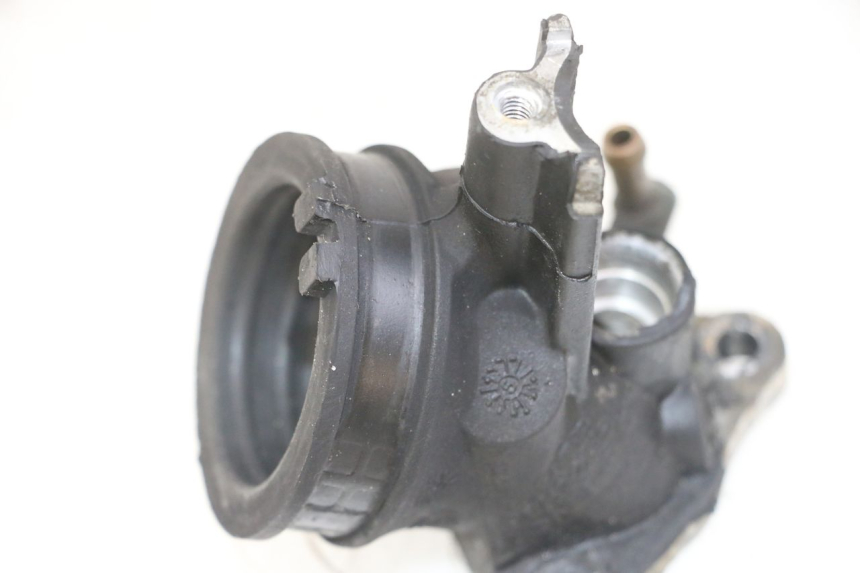 photo de COLLETTORE ASPIRAZIONE PIAGGIO MP3 LT 300 (2010 - 2016)