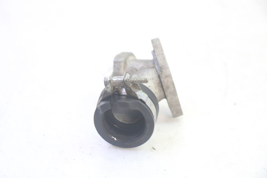 photo de COLLETTORE ASPIRAZIONE YAMAHA NEOS NEO'S 4T 50 (2008 - 2016) - Primo piano tecnico