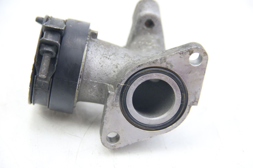 photo de COLLETTORE DI ASPIRAZIONE SUZUKI SIXTEEN 125 (2008 - 2010)