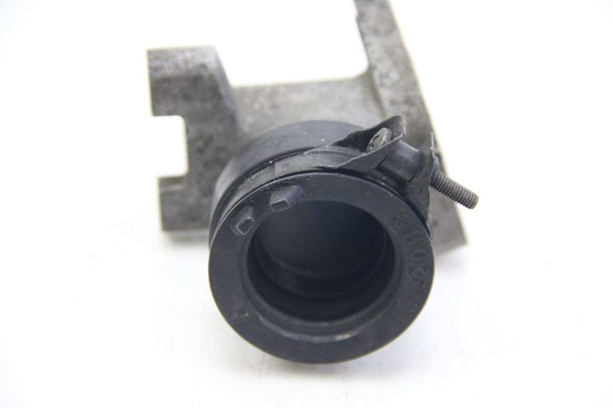 photo de COLLETTORE DI ASPIRAZIONE SUZUKI SIXTEEN 125 (2008 - 2010)