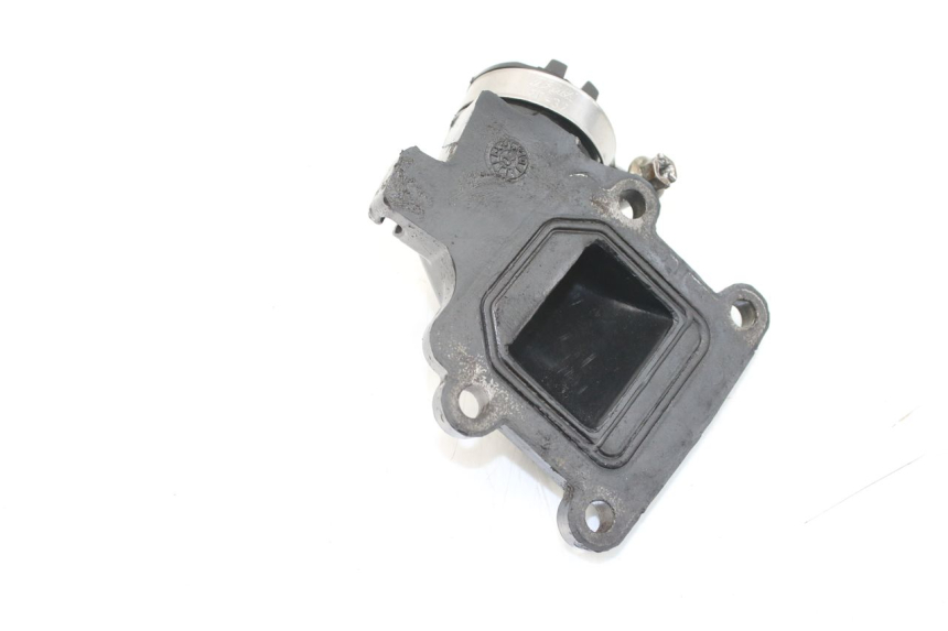 photo de TUBO DI ASPIRAZIONE YAMAHA SLIDER NAKED 50 (2004 - 2018)