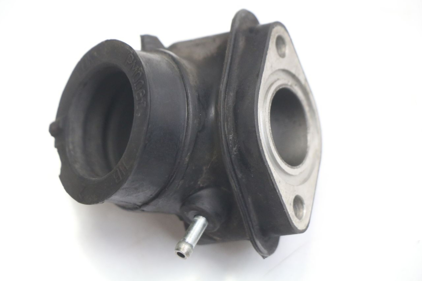 photo de COLLETTORE ASPIRAZIONE PEUGEOT VIVACITY 125 (2010 - 2017)