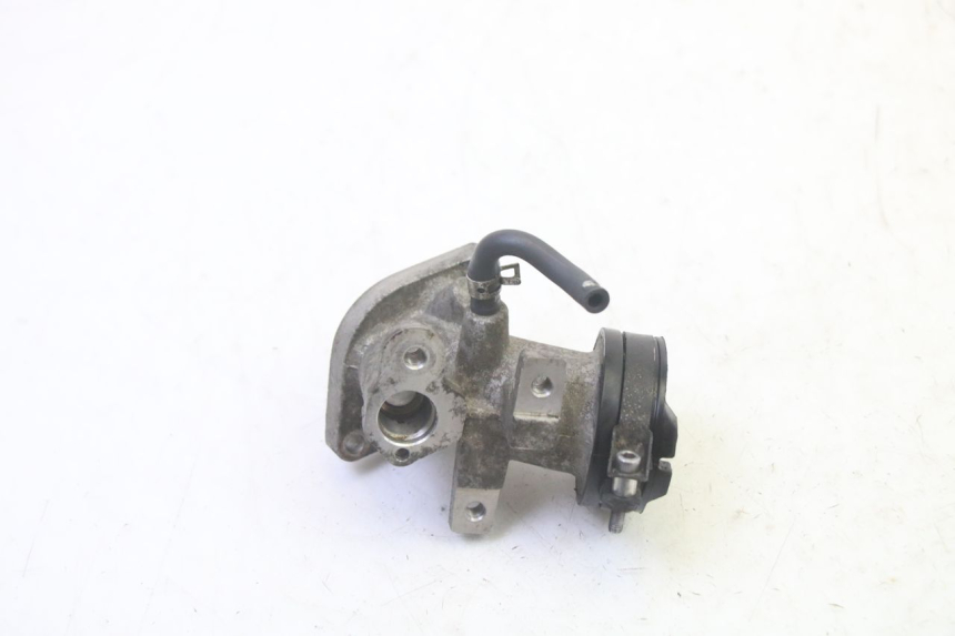 photo de COLLETTORE ASPIRAZIONE YAMAHA X-MAX XMAX 125 (2010 - 2014) - Vista principale