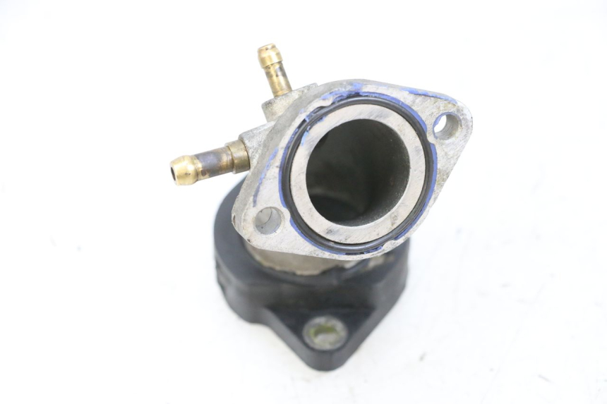 photo de COLLETTORE DI ASPIRAZIONE YAMAHA YP MAJESTY 125 (2002 - 2006) - Altra angolazione