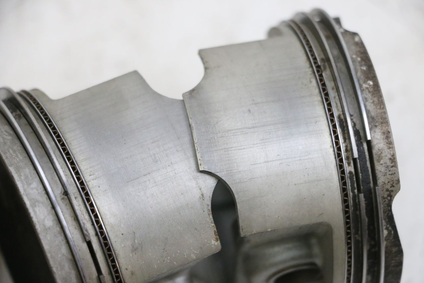 photo de PISTONE  SUZUKI BURGMAN EXECUTIVE ABS 650 (2006 - 2012) - Dettaglio del componente