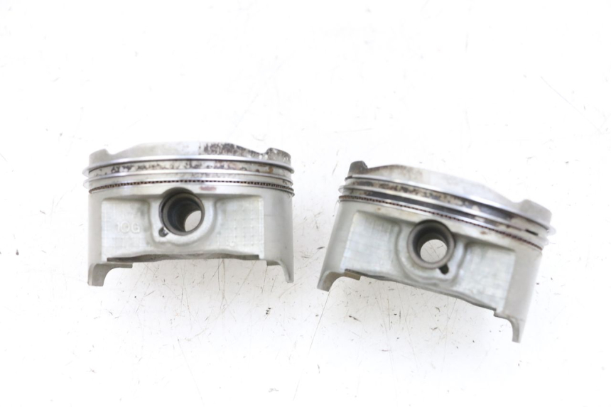 photo de PISTONE  SUZUKI BURGMAN EXECUTIVE ABS 650 (2006 - 2012) - Stato della superficie e materiale