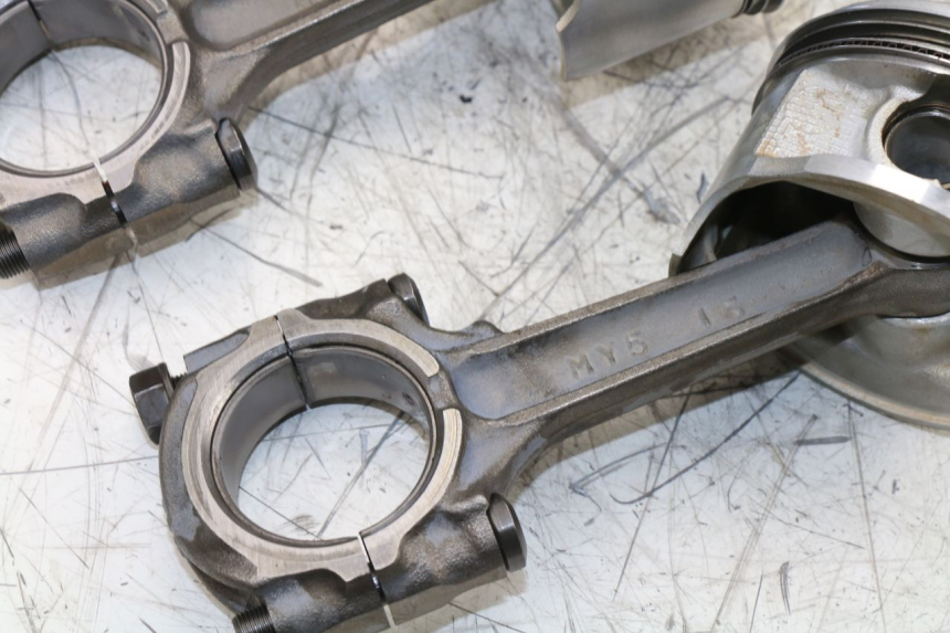 photo de Pistone HONDA CB 500 (1997 - 2003)