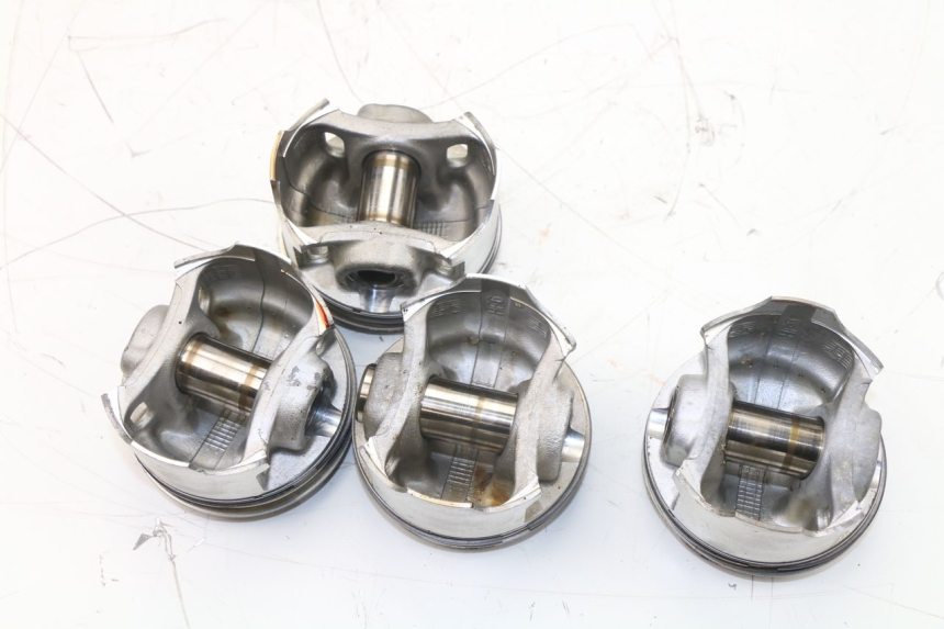 photo de Pistone HONDA CBF N 600 (2004 - 2007)