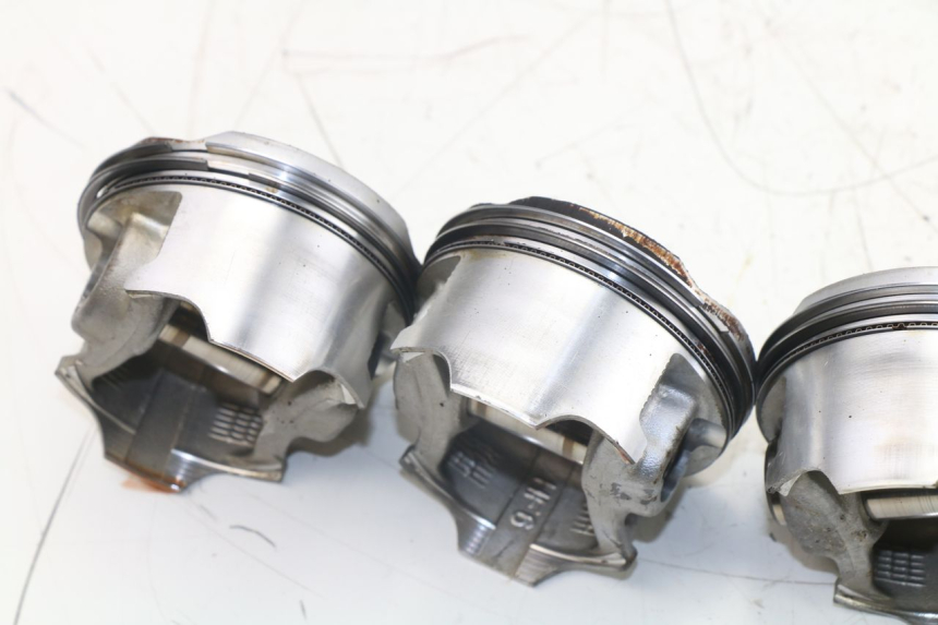photo de Pistone HONDA CBF N 600 (2004 - 2007)