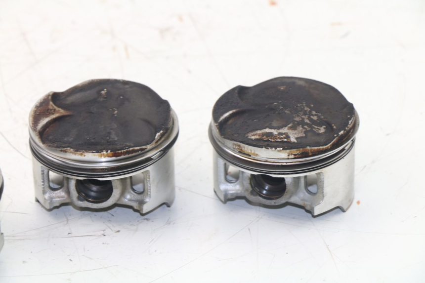 photo de Pistone HONDA CBF N 600 (2004 - 2007)