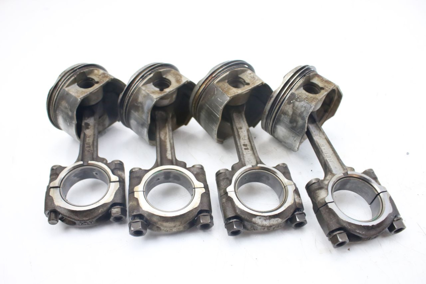 photo de PISTONE HONDA VFR FI RC46 800 (1998 - 2001)