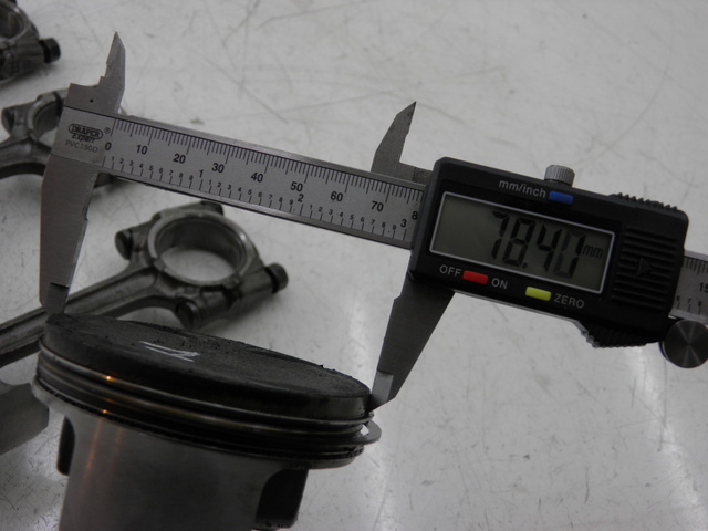 photo de Pistone YAMAHA FJR 1300 (2004 - 2005)