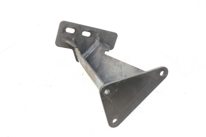 photo de PEDANA POSTERIORE DESTRA SUPPORTO QUADRO 4 4D 350 (2015 - 2018)