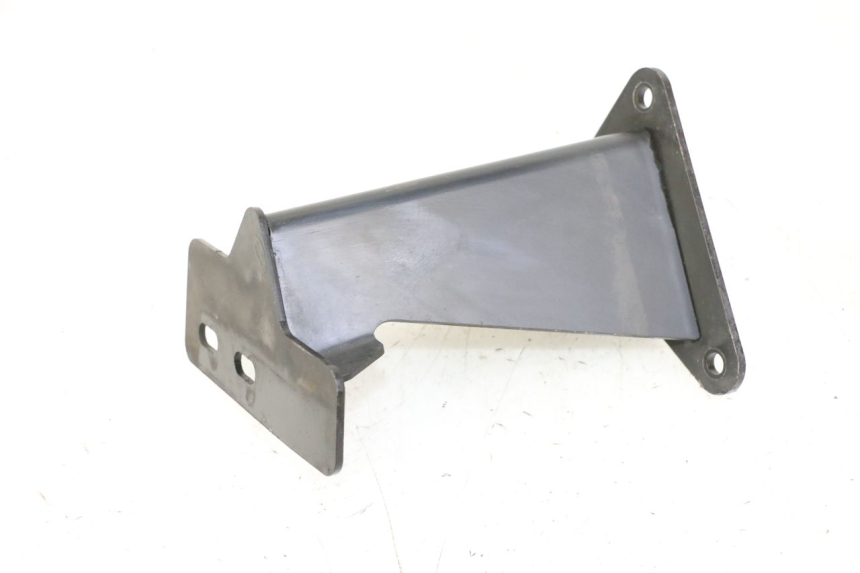 photo de PEDANA POSTERIORE DESTRA SUPPORTO QUADRO 4 4D 350 (2015 - 2018)