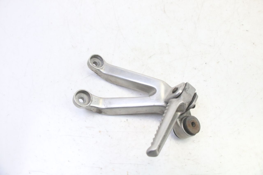 photo de PEDANA POSTERIORE DESTRA SUPPORTO HONDA CBR RR FIREBLADE 900 (1992 - 1994)