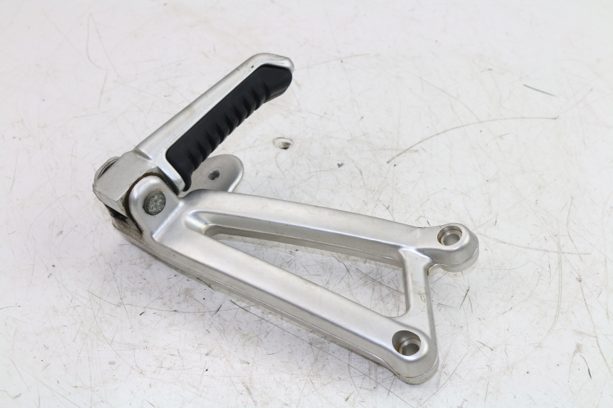 photo de Piastra poggiapiedi posteriore destro DUCATI ST3 992 (2006 - 2008)
