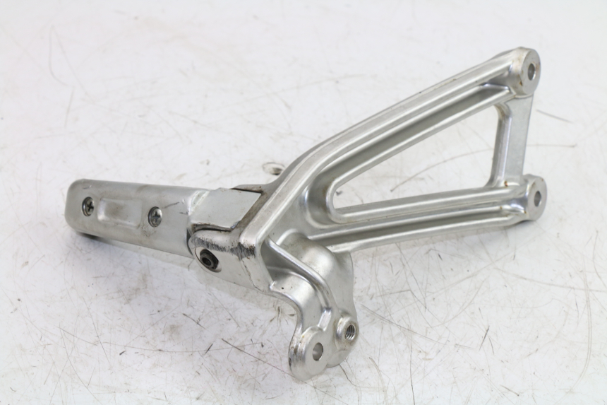 photo de Piastra poggiapiedi posteriore destro DUCATI ST3 992 (2006 - 2008)
