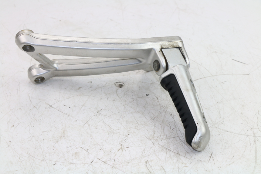 photo de Piastra poggiapiedi posteriore destro DUCATI ST3 992 (2006 - 2008)