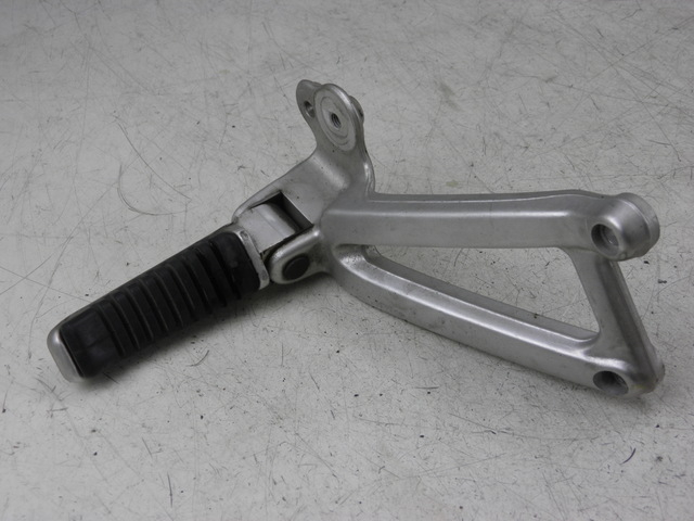 photo de PIASTRA PEDANA POSTERIORE DESTRA DUCATI ST3 ABS 992 (2006 - 2007)