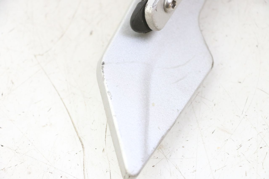 photo de PEDANA POSTERIORE DESTRA SUPPORTO STAHO FH 50 (2018 - 2019)