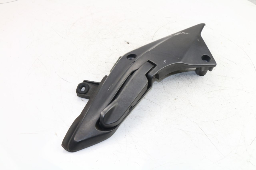 photo de PEDANA POSTERIORE DESTRA SUPPORTO HONDA FJS SILVER WING SILVERWING 400 (2005 - 2008)