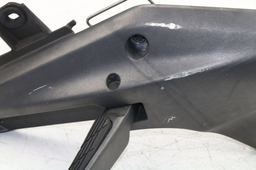 photo de PEDANA POSTERIORE DESTRA SUPPORTO HONDA FJS SILVER WING SILVERWING 400 (2005 - 2008)