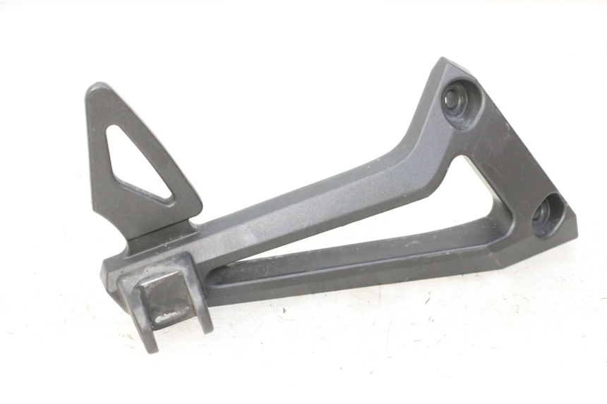 photo de PEDANA POSTERIORE DESTRA SUPPORTO YAMAHA FZ6 FAZER S2 600 (2007 - 2011)
