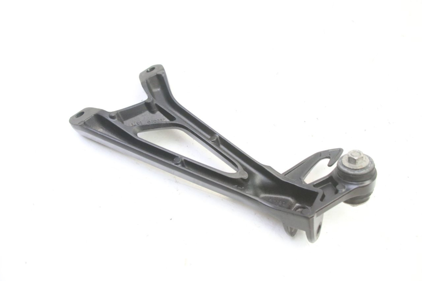 photo de PEDANA POSTERIORE DESTRA SUPPORTO SUZUKI GSR 750 (2011 - 2017)