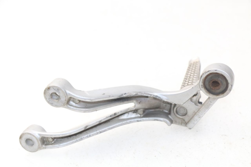 photo de PIASTRA PEDANA POSTERIORE DESTRA SUZUKI GSX-R GSXR 600 (2001 - 2003)