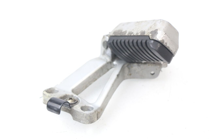 photo de PIASTRA PEDANA POSTERIORE DESTRA KAWASAKI GTR 1000 (1994 - 2004)